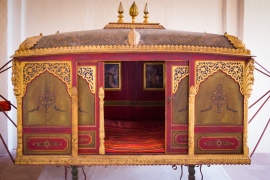 Covered Palanquin (For royal/noble ladies)